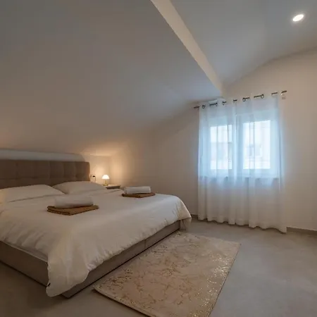 Appartamento Penthouse Oasis With Sea Views And Terrace Zara