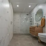 Апартаменты Penthouse Oasis With Sea Views And Terrace